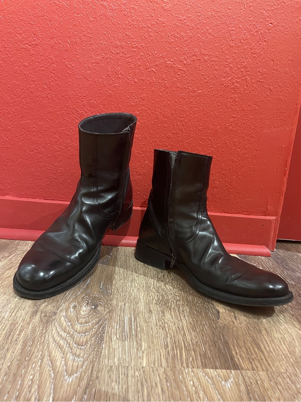 To Boot Black Leather Zip Ankle Boots
